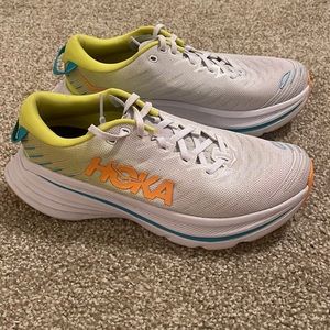 Hoka Bondi X size 9